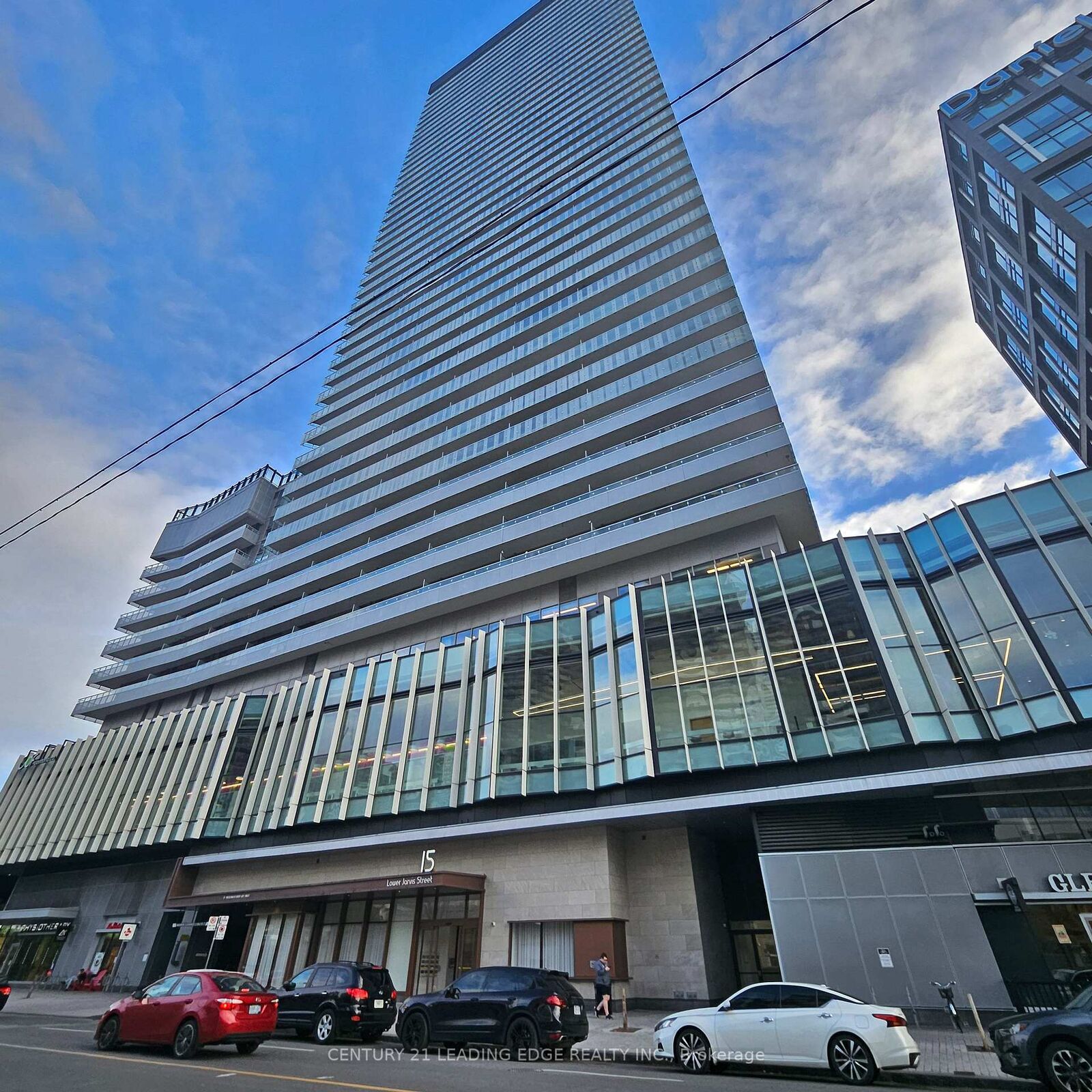 Photo de la propriété:  15 Lower Jarvis Street  ON M5E 0C4