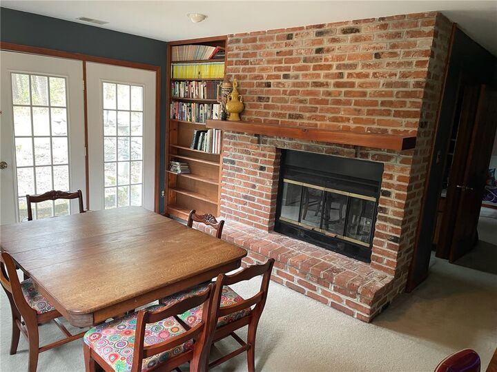 Property Photo:  2460 Pleuchel Rd  PA 15143