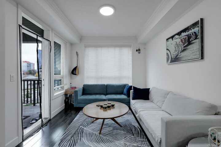 Photo de la propriété: 13897 Fraser Highway 204 BC V3T 0G8