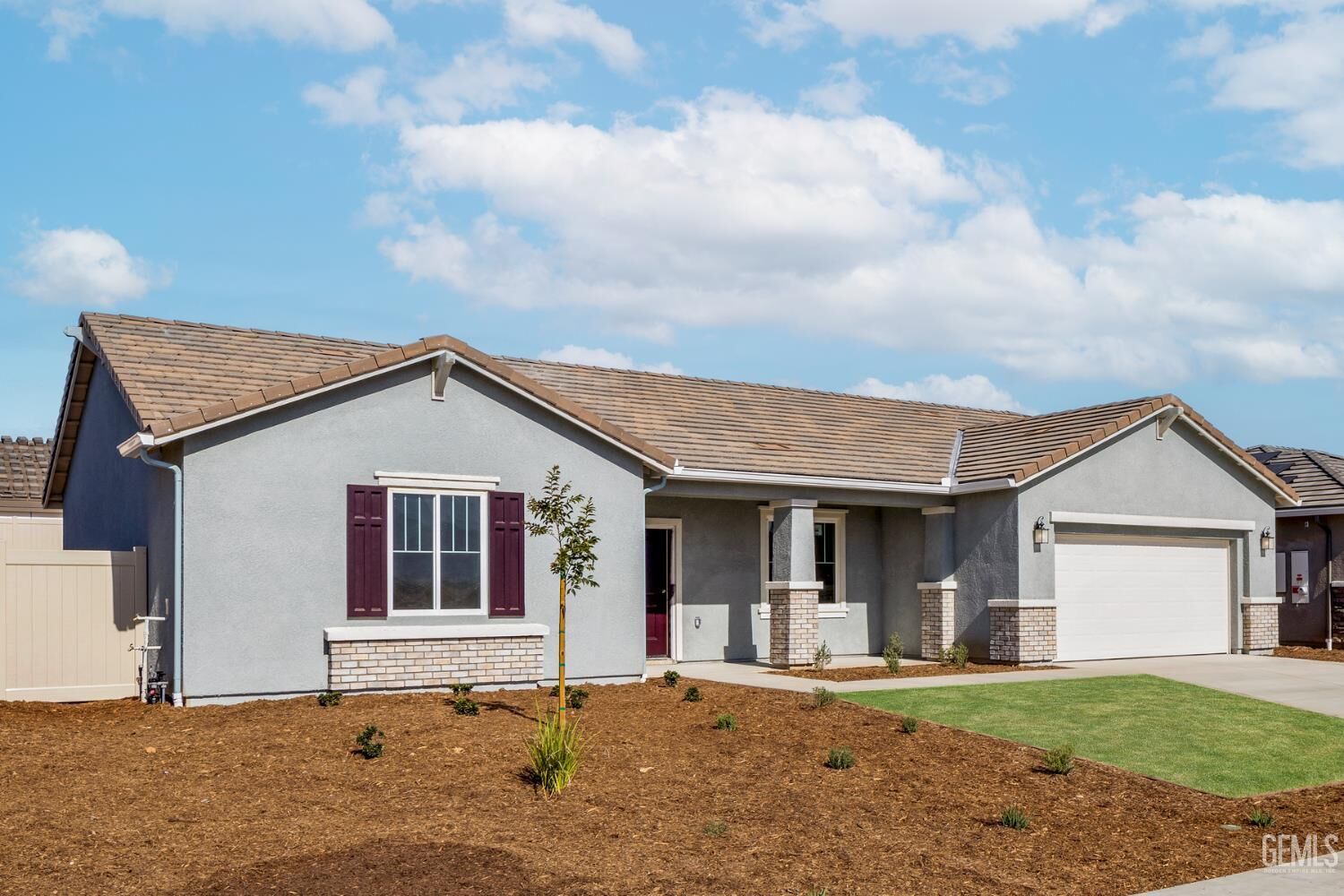 Property Photo: 8401 Seth Alexander Way CA 93306