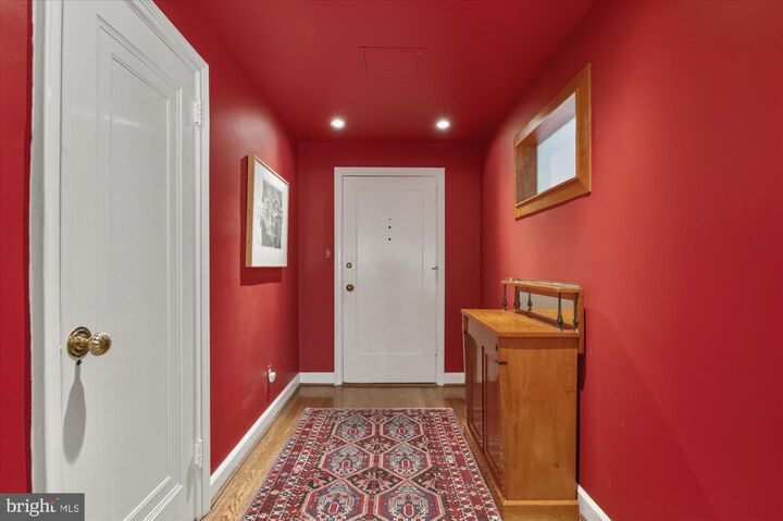 Property Photo:  2101 Connecticut Avenue NW 53  DC 20008