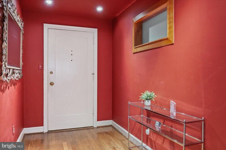 Property Photo:  2101 Connecticut Avenue NW 53  DC 20008 