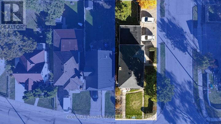 Property Photo:  20 Emery Street West  ON N6J 1R4 