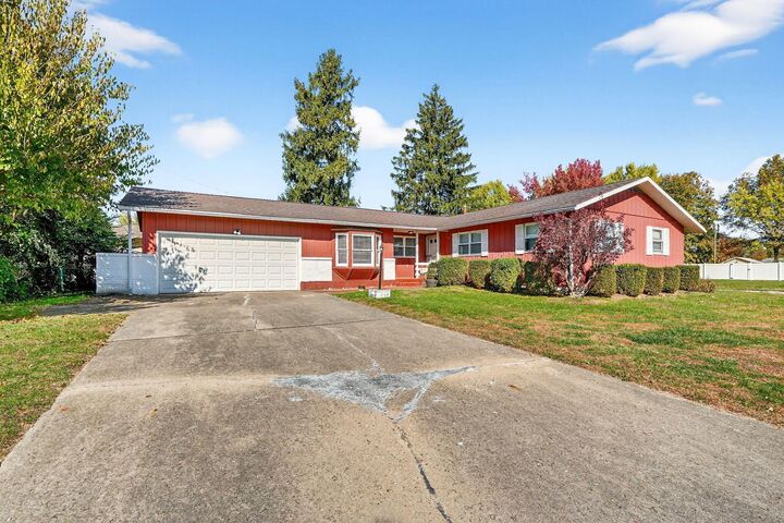 Property Photo:  3805 Santa Maria Drive  OH 43123 