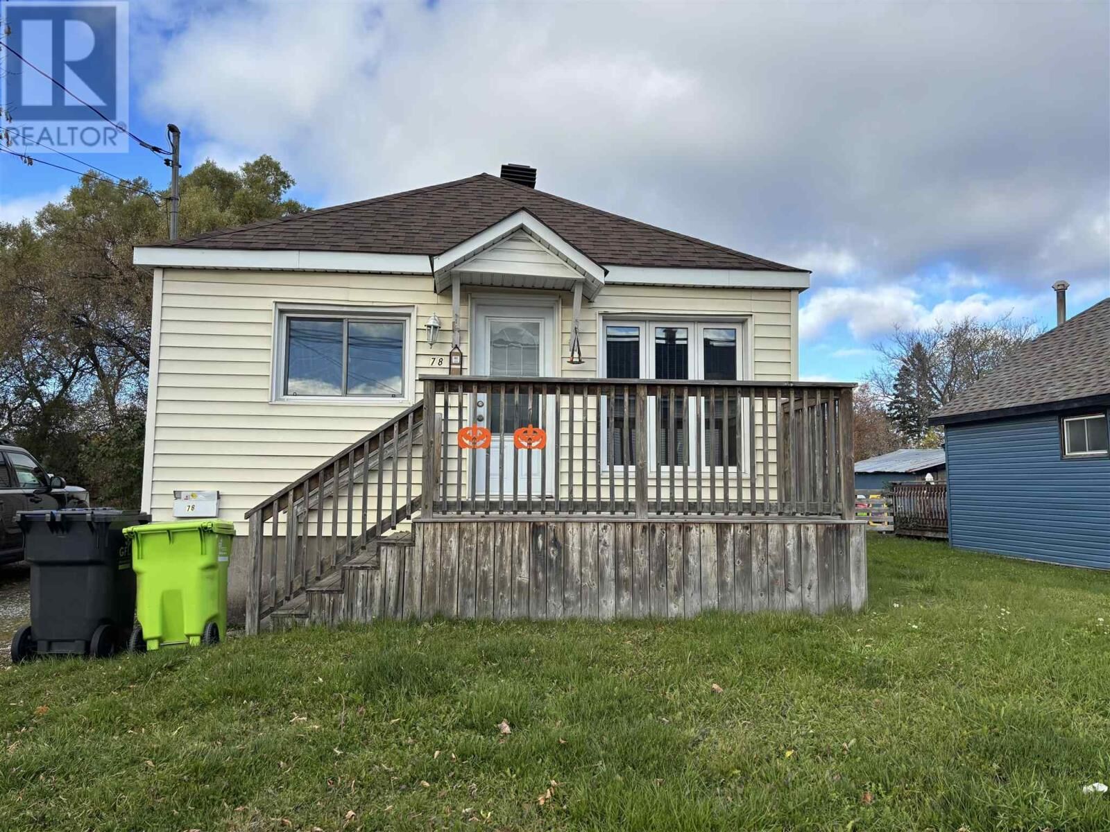Property Photo: 78 McNabb St ON P6B 1X8