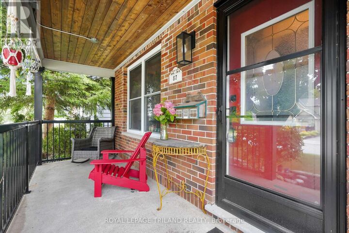 Property Photo:  87 Iroquois Avenue  ON N6C 2K7 