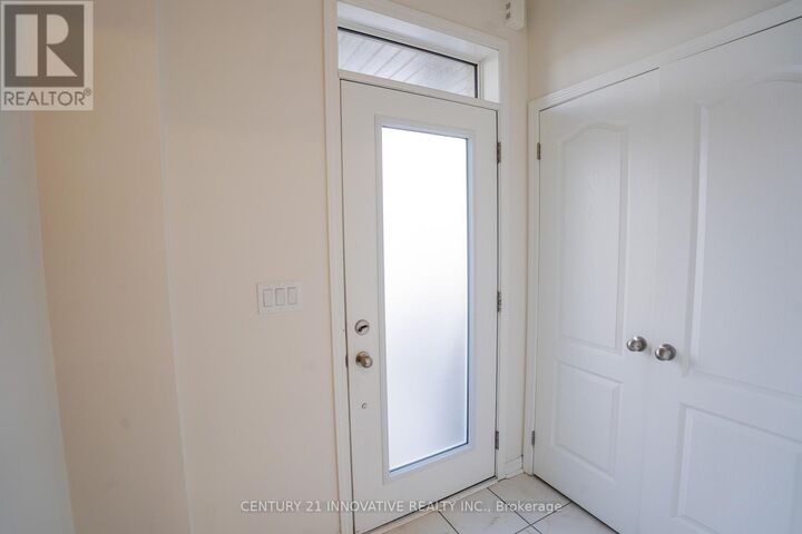 Property Photo: 2572 Winter Words Drive ON L1H 7K4