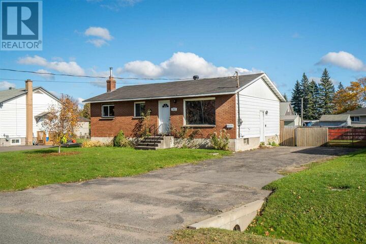 Photo de la propriété:  312 Whitney Ave  ON P6C 5M1 