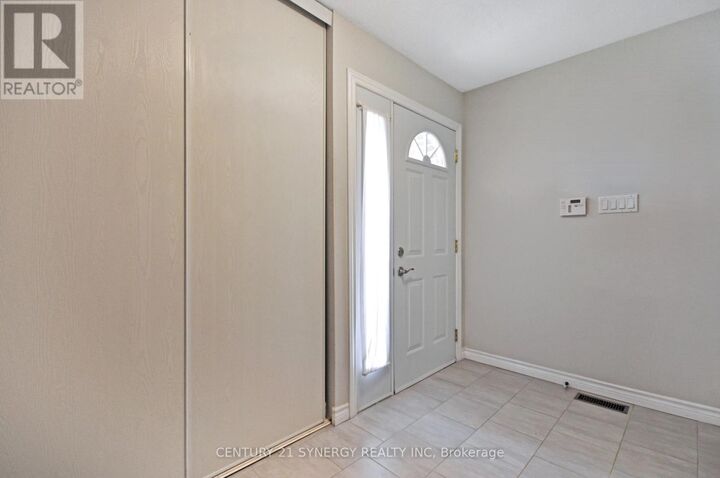 Property Photo:  4613 Carrington Place 57  ON K1B 4R1