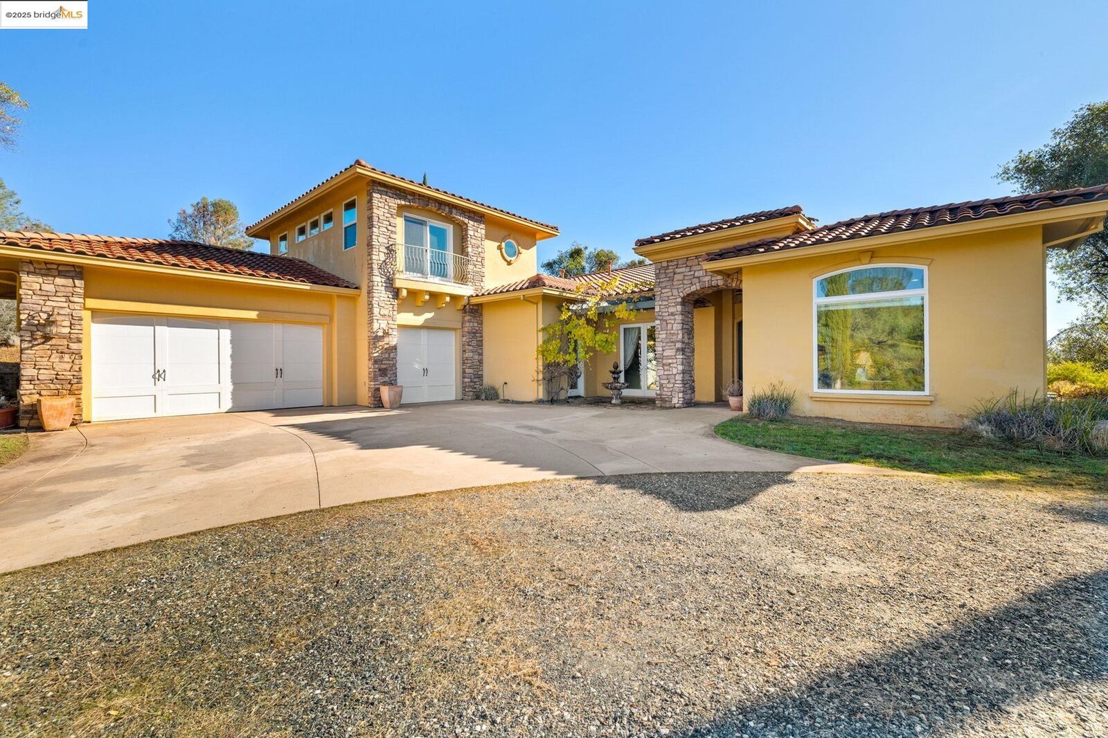 Property Photo:  21190 Lyons Bald Mountain Rd  CA 95370