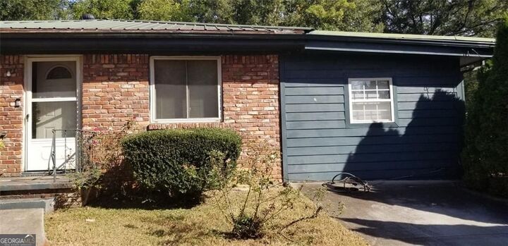Property Photo: 1564 Carter Road GA 30032