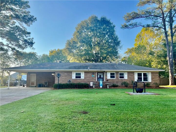 Property Photo:  6412 Bouef Trace  LA 71301 