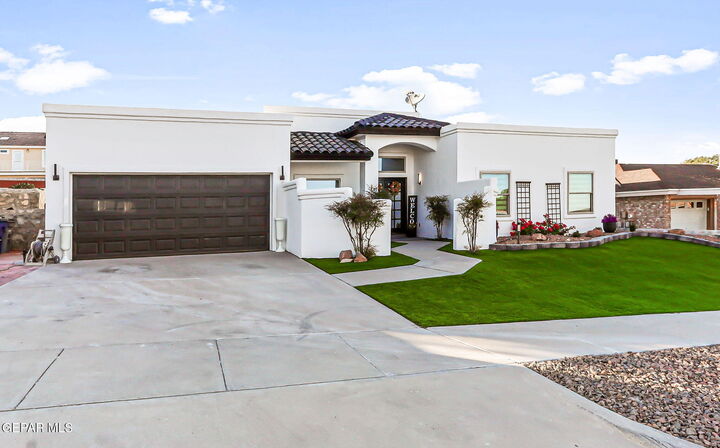 Property Photo:  10819 Loma De Amor Lane  TX 79934