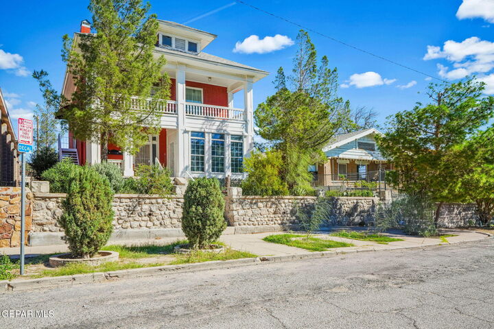 Property Photo: 1409 Mundy Dr B TX 79902