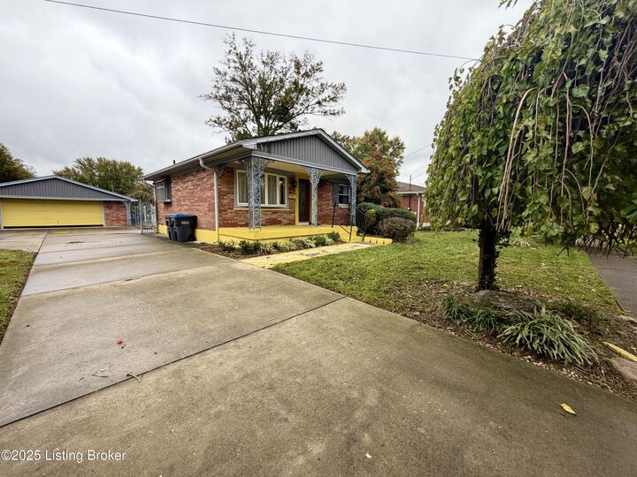 Property Photo:  6115 Greenview Dr  KY 40216 