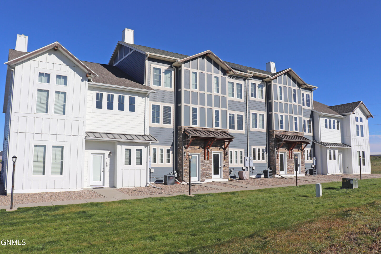 Property Photo:  3165 Sullivan Loop  ND 58504