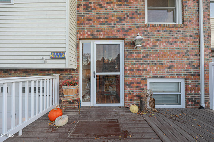 515 Marilyn Drive NW  Mandan ND 58554 photo