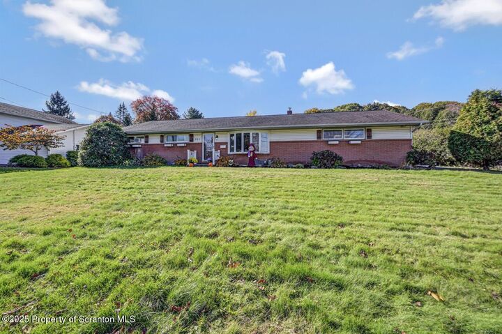 Property Photo:  151 Primrose Drive  PA 18411