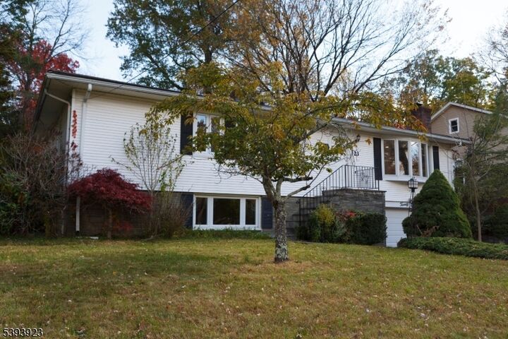 Property Photo: 23 Winans Rd NJ 07039