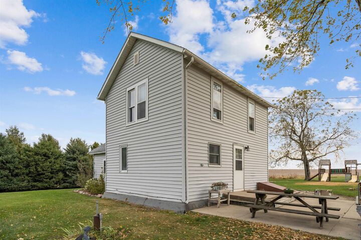 Property Photo:  6262 N Ave  IA 50655