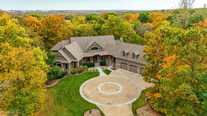 1004 Oakwood Drive  Polk City IA 50226 photo