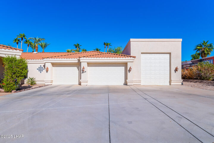 Property Photo:  2609 Circulo Hermosa  AZ 86406 