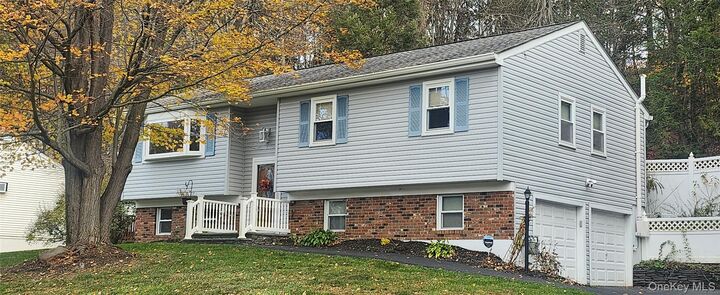 13 Baldwin Drive  Wappingers Falls NY 12590 photo