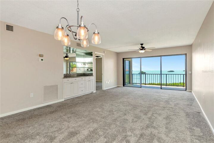 Property Photo:  1810 Mariner Drive 207  FL 34689