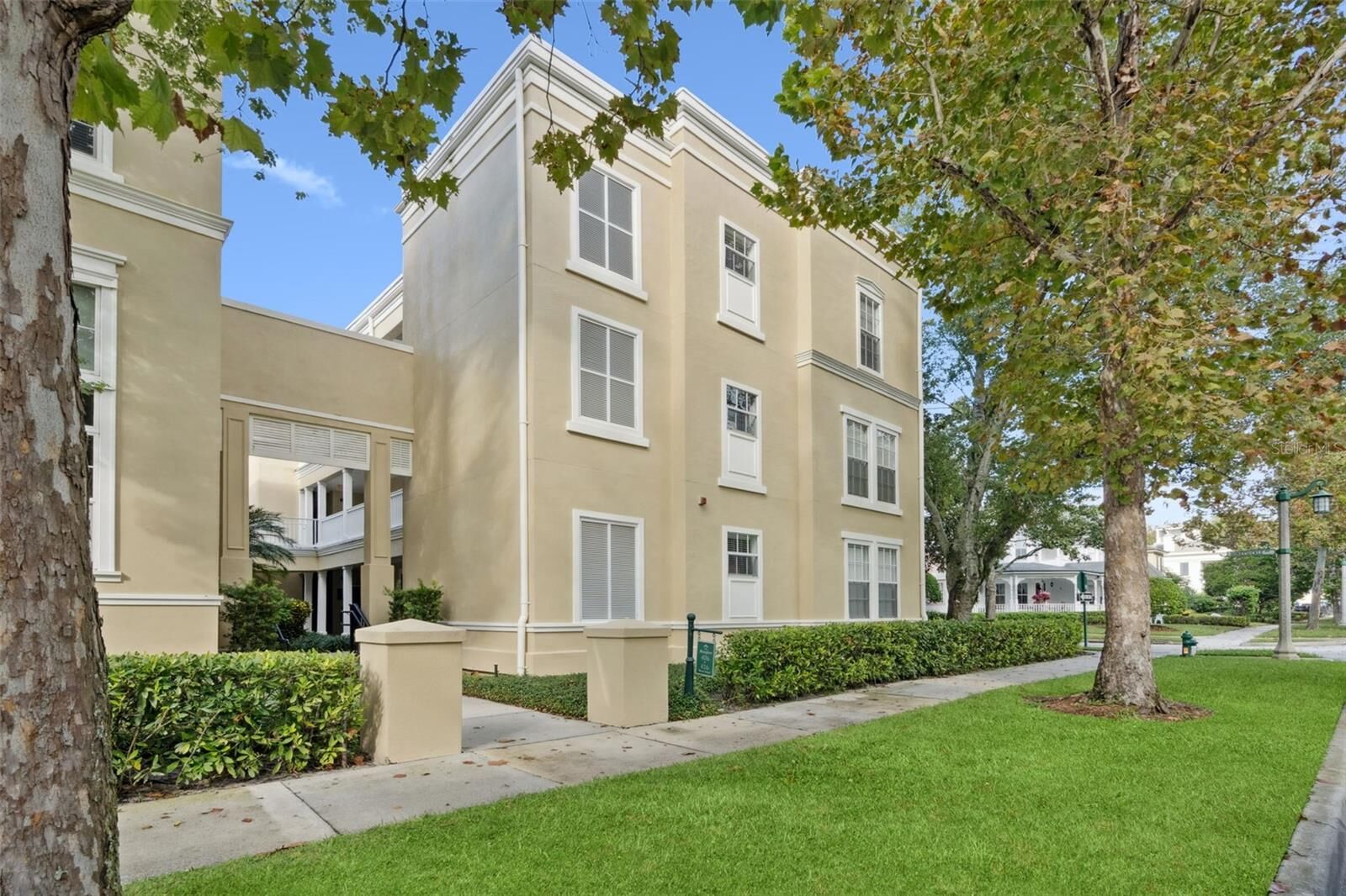 Property Photo:  414 Water Street 414  FL 34747 
