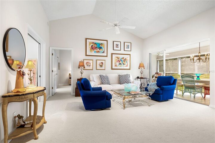 Property Photo: 6101 34th Street W 16G FL 34210