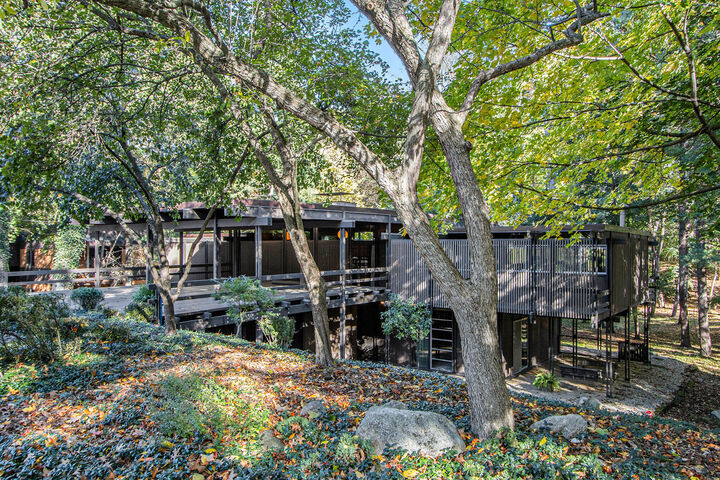 Property Photo:  2525 Sheffield Drive  MI 49008 