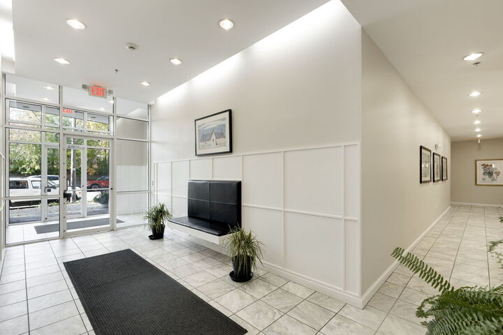 Property Photo:  1415 Sherman Avenue 207  IL 60201