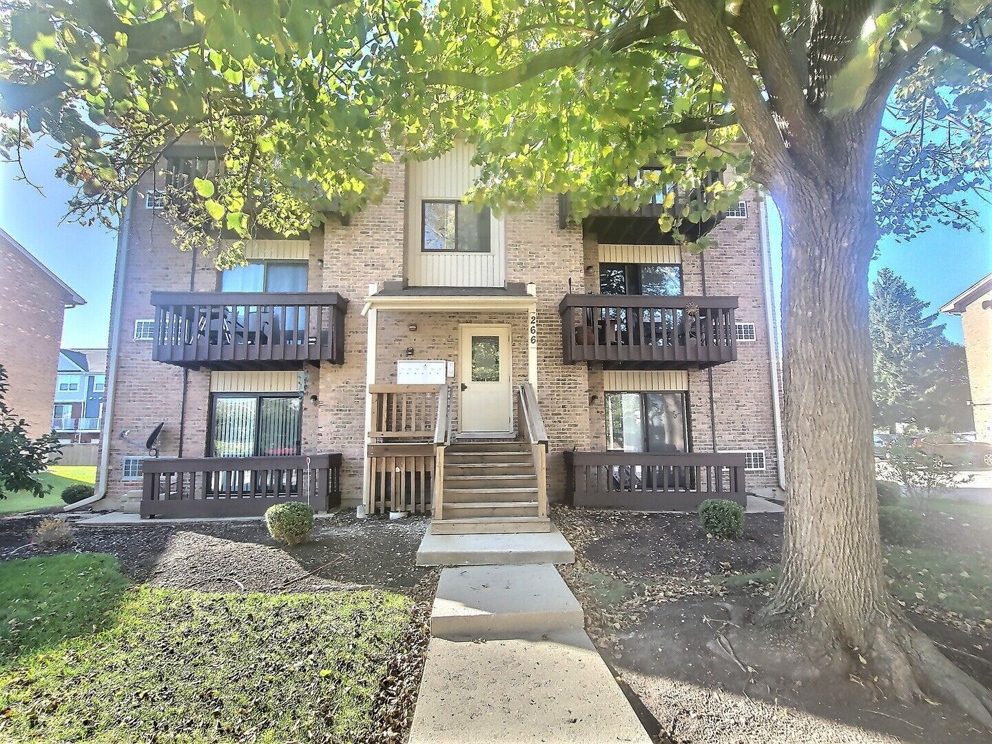 Property Photo:  266 12th Street 3F  IL 60090