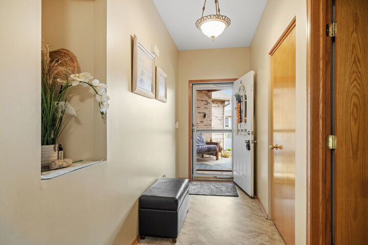 Property Photo:  19242 104th Avenue  IL 60448 