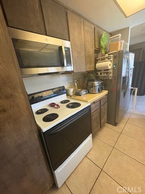 Property Photo: 42841 15th #7 Street CA 93534