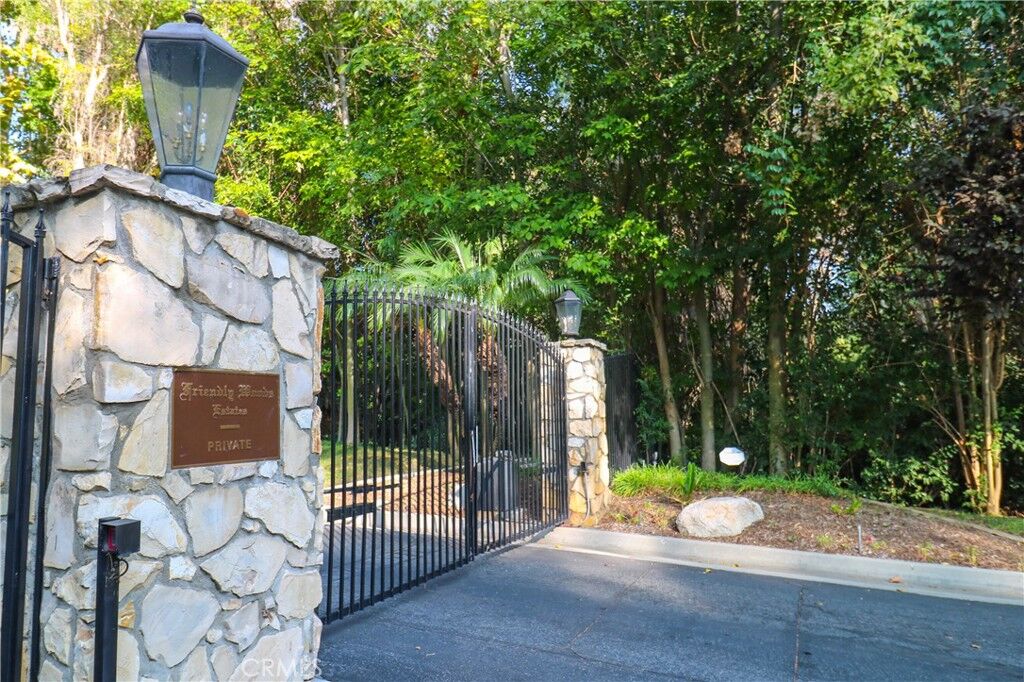 Property Photo:  9455 Friendly Woods  CA 90605 