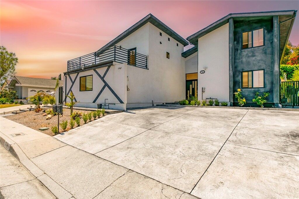 Property Photo:  17465 Tuscan Drive  CA 91344