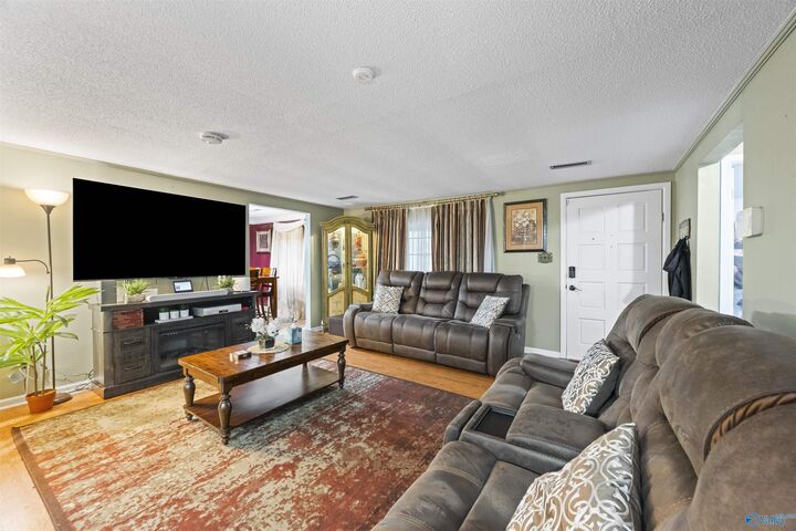 Property Photo:  3039 County Road 107  AL 35033