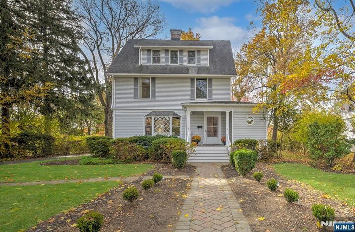 Property Photo:  44 Glenbrook Road  NJ 07950