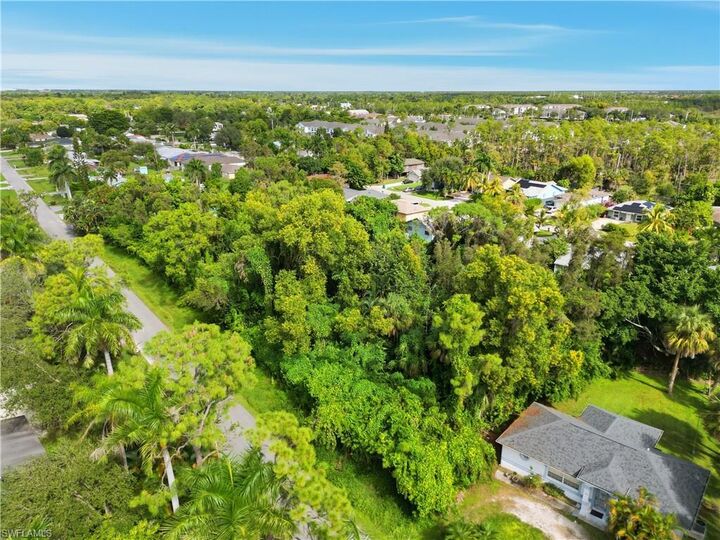 Property Photo:  Xxx Porter St  FL 34114 