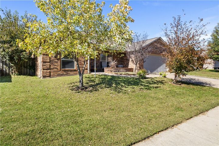 Property Photo:  1906 Audabon Park Court  AR 72761 