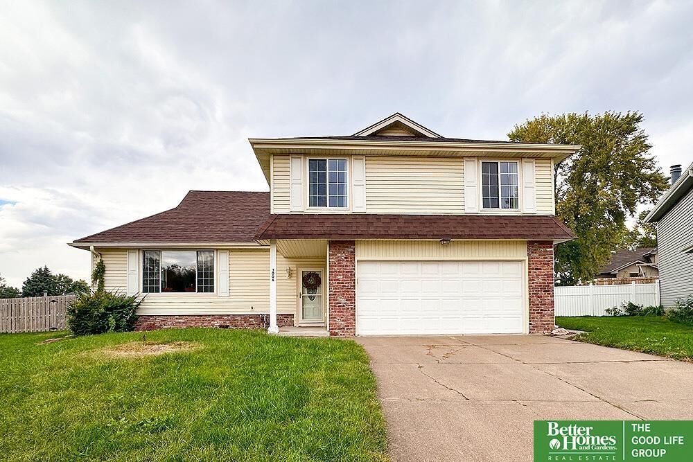 Property Photo:  3006 S 147 Circle  NE 68144