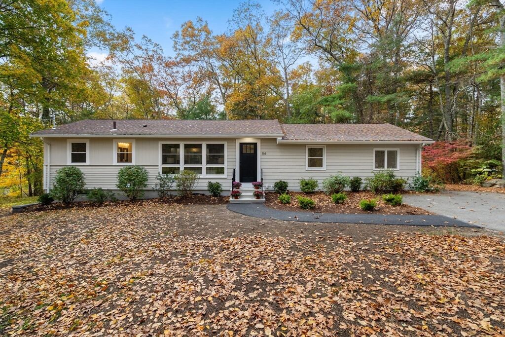 Property Photo:  84 Middlesex St  MA 02054 