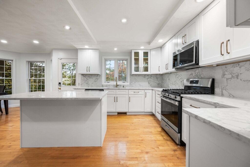 Property Photo:  772 Main Street 2  MA 01880 