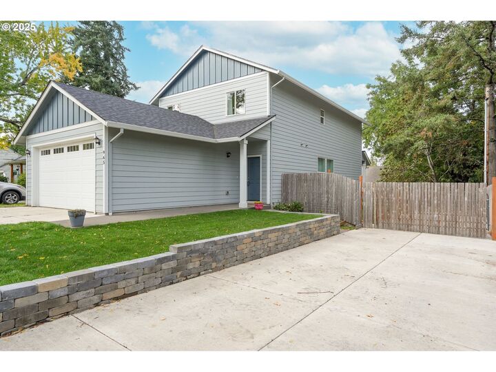 Property Photo: 965 Morningside St OR 97302