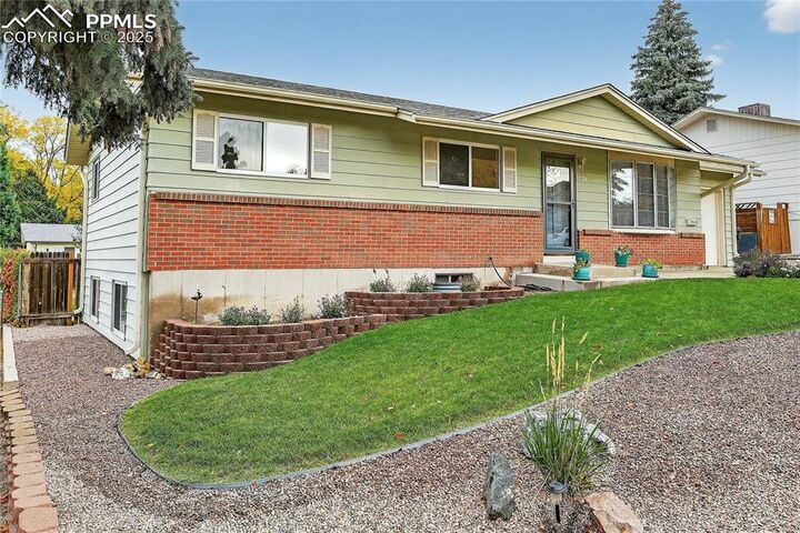 Property Photo:  428 Redwood Drive  CO 80907