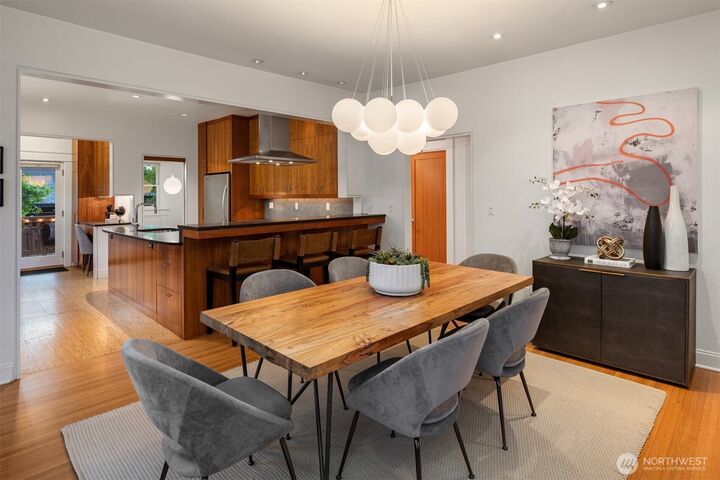 Property Photo:  1807  11th Avenue W  WA 98119 