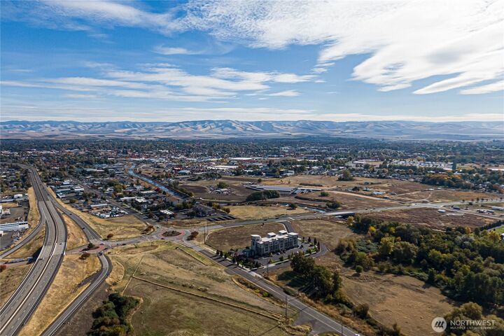 Property Photo:  0 2 & 3  Silverstone Drive  WA 99362 