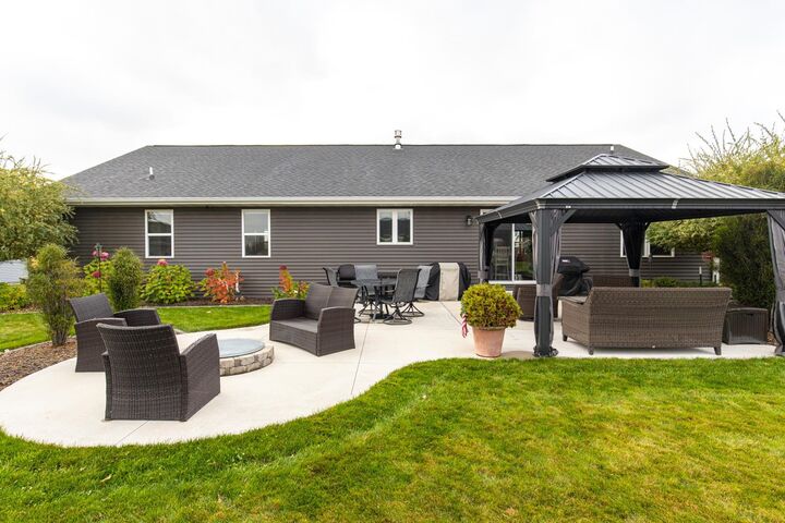 Property Photo: W5724 Jochmann Drive WI 54915