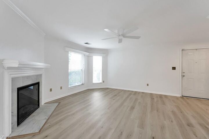 Property Photo: 510 24th St 104 VA 23451